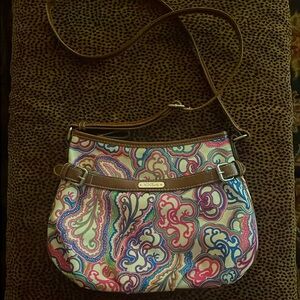 Bucket style cross body purse